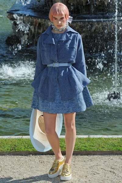 Look 7